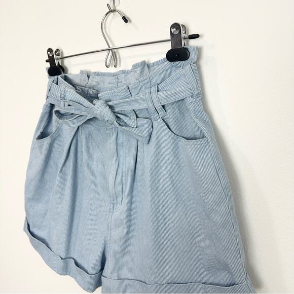 Kancan Dove Ultra High Rise Paperbag Shorts Size medium - Picture 4 of 8